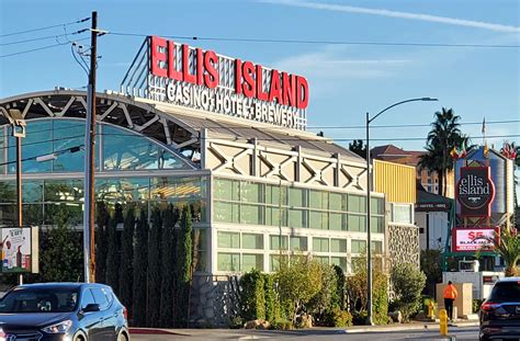 Ellis Island Las Vegas .